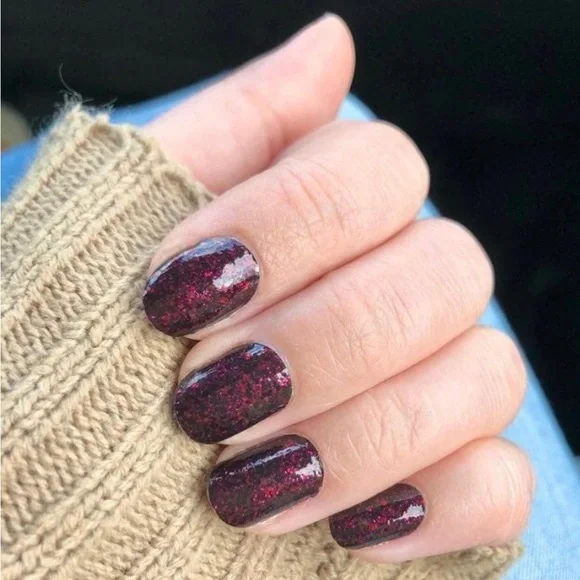 *Retired* Color Street: Russian Around | Crimson Sparkle Fall Autumn Glitter - Picture 6 of 12